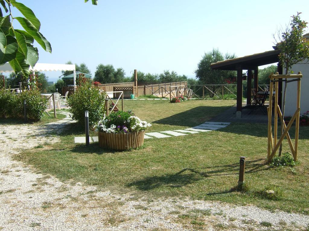 מרינה די מונטמרצ'יאנו Agriturismo La Casa Della Lavanda - Il Rustico מראה חיצוני תמונה