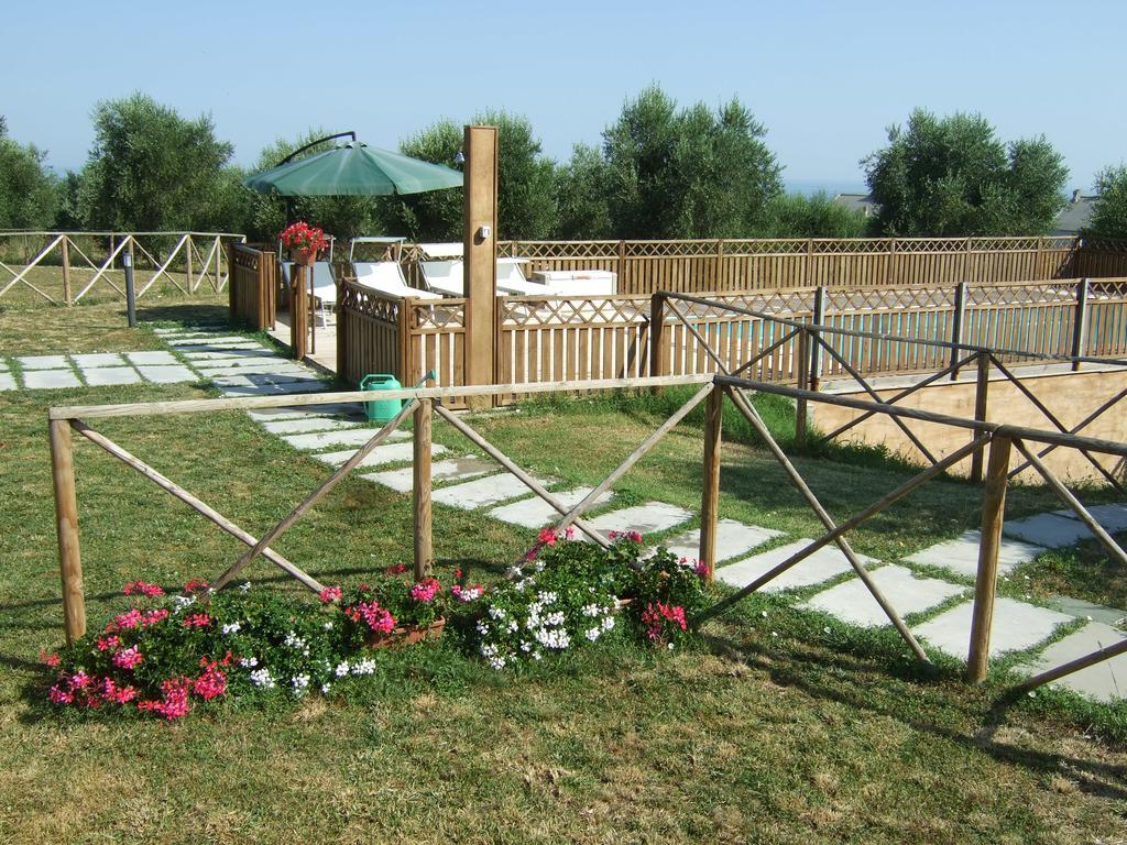 מרינה די מונטמרצ'יאנו Agriturismo La Casa Della Lavanda - Il Rustico מראה חיצוני תמונה
