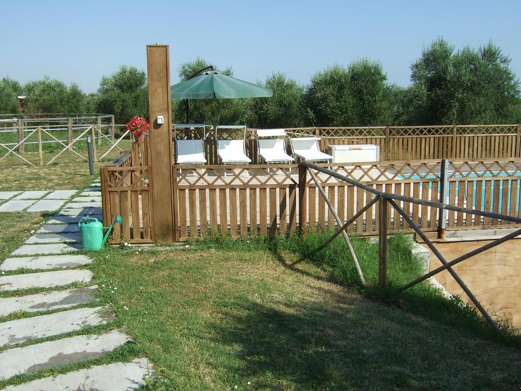 מרינה די מונטמרצ'יאנו Agriturismo La Casa Della Lavanda - Il Rustico מראה חיצוני תמונה