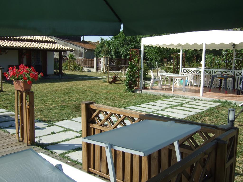 מרינה די מונטמרצ'יאנו Agriturismo La Casa Della Lavanda - Il Rustico מראה חיצוני תמונה