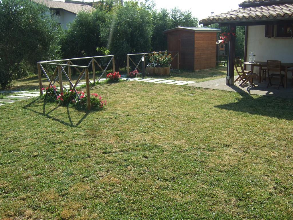 מרינה די מונטמרצ'יאנו Agriturismo La Casa Della Lavanda - Il Rustico מראה חיצוני תמונה