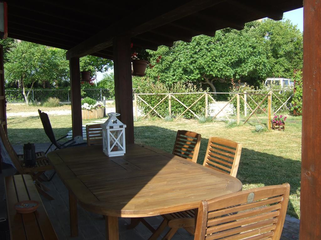 מרינה די מונטמרצ'יאנו Agriturismo La Casa Della Lavanda - Il Rustico מראה חיצוני תמונה