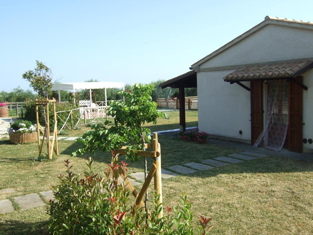 מרינה די מונטמרצ'יאנו Agriturismo La Casa Della Lavanda - Il Rustico מראה חיצוני תמונה