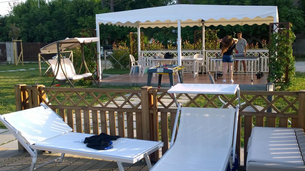 מרינה די מונטמרצ'יאנו Agriturismo La Casa Della Lavanda - Il Rustico מראה חיצוני תמונה
